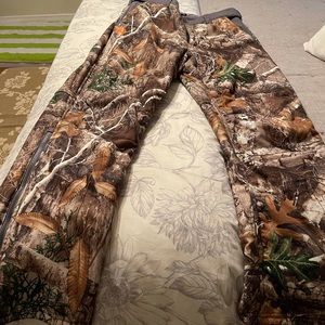 “Nomad” insulated hunting pants.  Size XL.